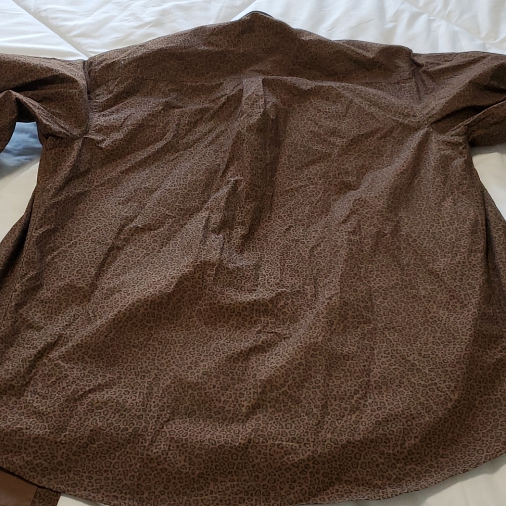 Wesc Button Up - Picture 4 of 4